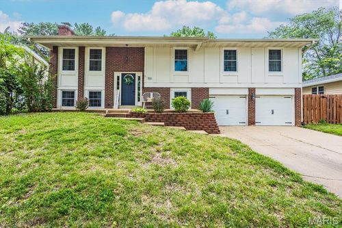 551 Braebridge Rd, Manchester, MO, 63021-6701 | Card Image
