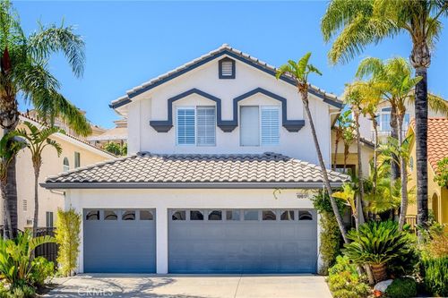 19817 Sierra Meadows Ln, Porter Ranch, CA, 91326-4127 | Card Image
