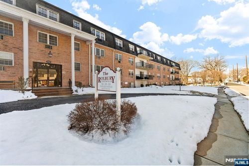 550 Fairview Ave, Westwood, NJ, 07675-1651 | Card Image