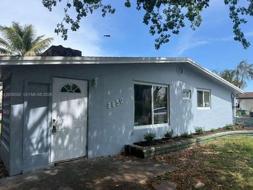 3850 Sw 59th Ter, Davie, FL, 33314-2628 | Card Image