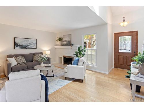 g-2890 W Long Cir, Littleton, CO, 80120-4394 | Card Image