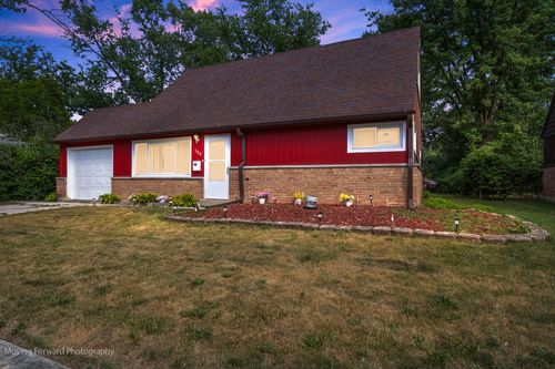 109 Walnut St, Park Forest, IL, 60466-1351 | Card Image