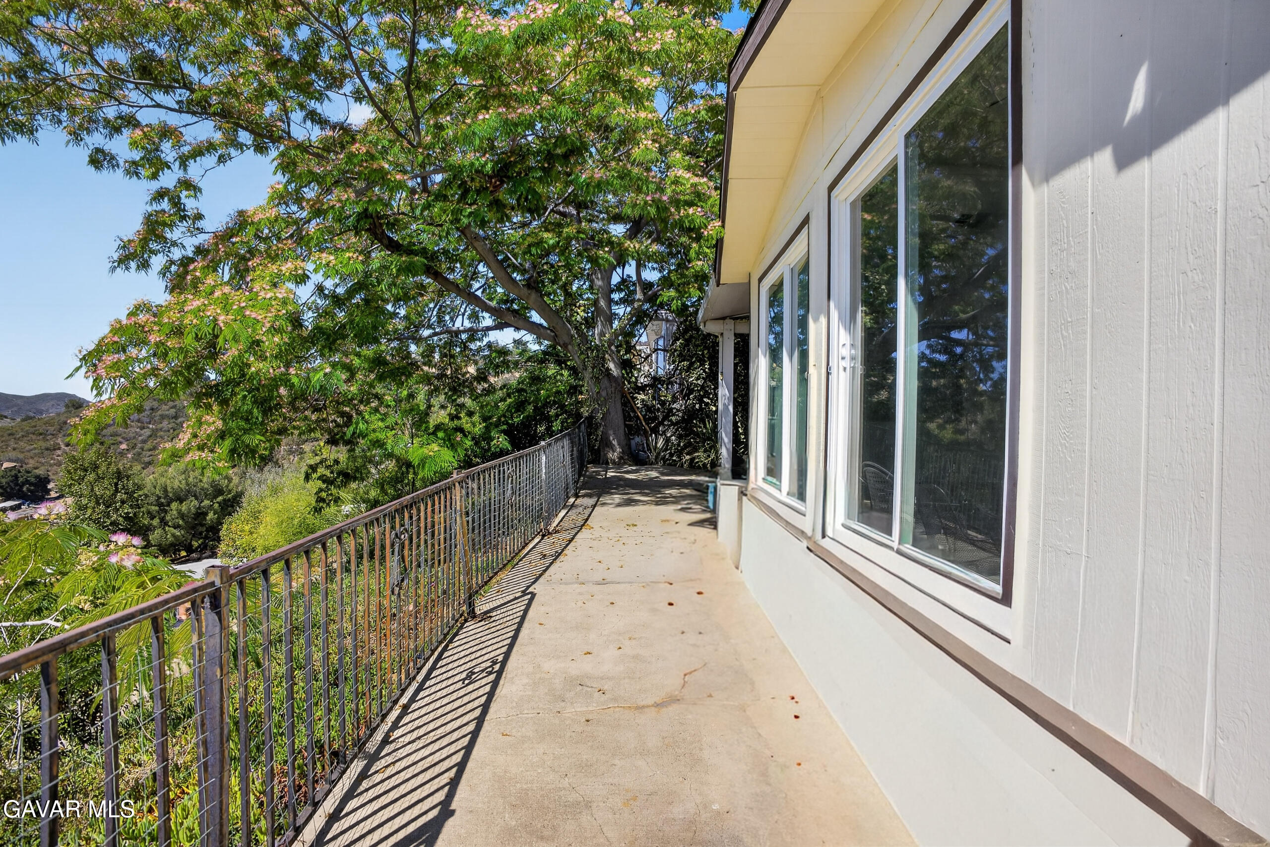 Residential in Canoga Park 3
