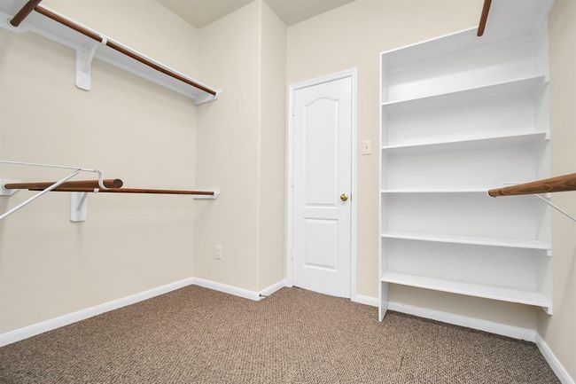 1604 Spring Glen Ln, House other with 3 bedrooms, 3 bathrooms and 2 parking in Pearland TX | Image 31