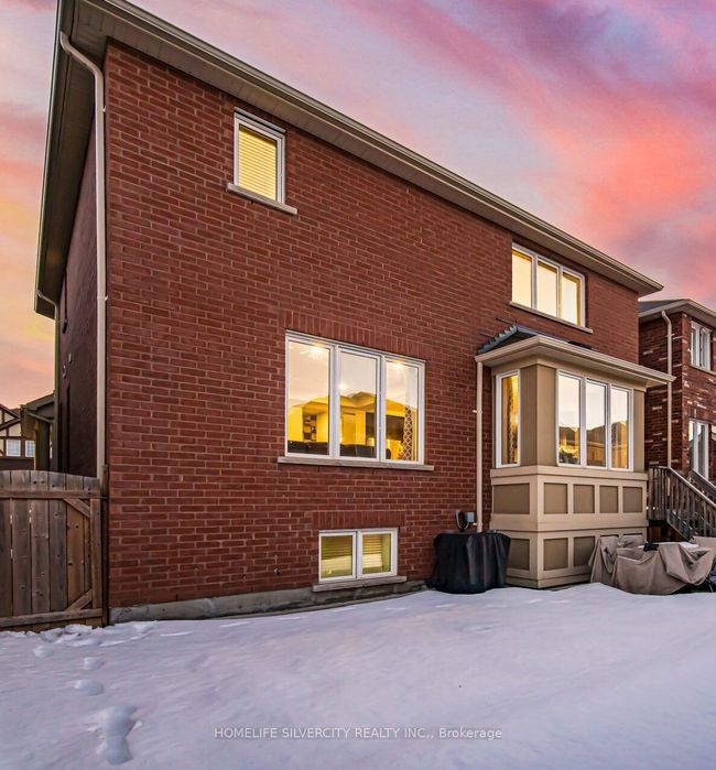13 Fenchurch Dr, House other with 6 bedrooms, 5 bathrooms and 4 parking in Brampton ON | Image 34