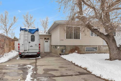 11722 Canfield Road Sw, Calgary, AB, T2W1V5 | Card Image