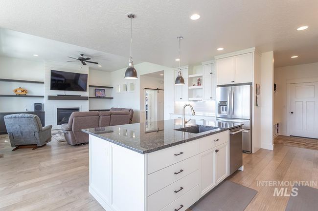 3713 W Ladle Rapids St, House other with 4 bedrooms, 3 bathrooms and 3 parking in Meridian ID | Image 9