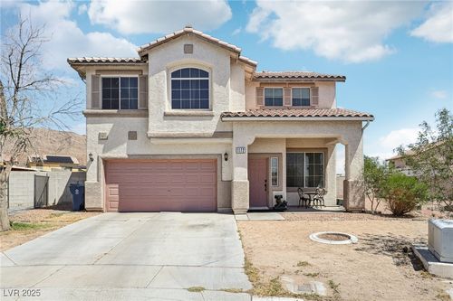 1172 N Sloan Ln, Las Vegas, NV, 89110-6705 | Card Image