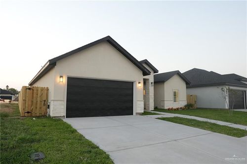 2910 Arboledas Dr, San Juan, TX, 78589-2089 | Card Image