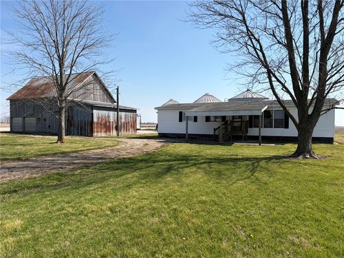 7676 N 1st St, Altamont, IL, 62411-2366 | Card Image