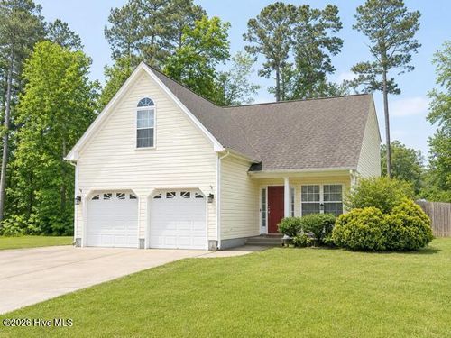 413 Lafitte Way, New Bern, NC, 28560-8402 | Card Image