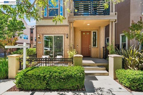 2707 Hollingbury Cmn, Livermore, CA, 94550-2003 | Card Image