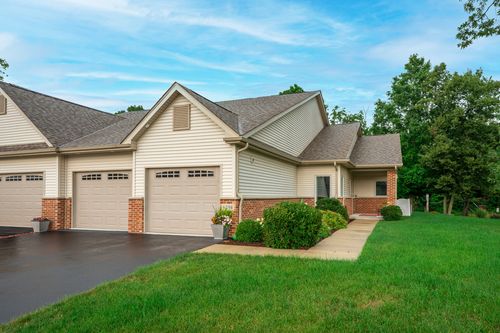 0-6294 Parks Edge Dr, Loves Park, IL, 61111-3402 | Card Image