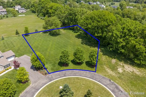 5313 Settlers Grove Rd Ne, Belmont, MI, 49306-8006 | Card Image