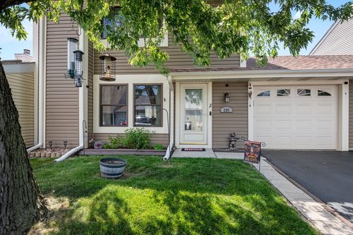 205 Robbin Dr, Romeoville, IL, 60446-1029 | Card Image