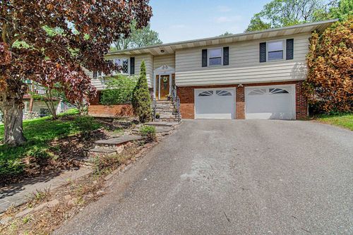 45 Orchard Ter, Winooski, VT, 05404-1314 | Card Image