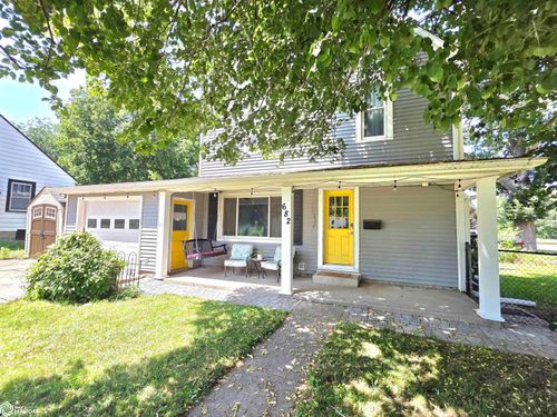 682 3rd St Ne, Mason City, IA, 50401-3553 | Card Image