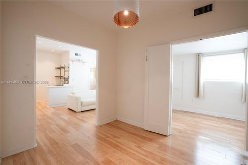 apt-e1-1211 Pennsylvania Ave, Miami Beach, FL, 33139-4405 | Card Image