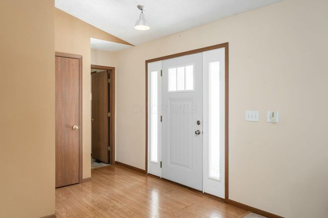 1107 Insco Loop, House other with 3 bedrooms, 2 bathrooms and null parking in Blacklick OH | Image 9