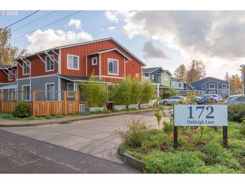 221-172 Oakleigh Ln, Eugene, OR, 97404-3618 | Card Image