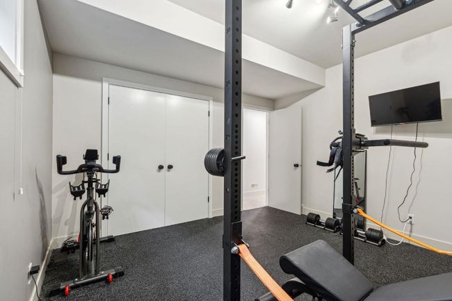47 Patterson Dr Sw, House other with 4 bedrooms, 4 bathrooms and 5 parking in Calgary AB | Image 35