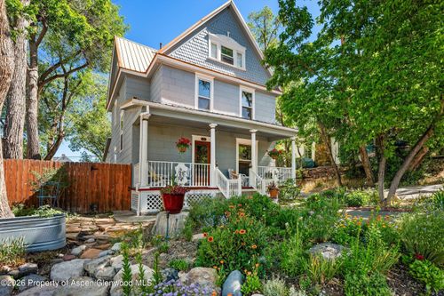 320 E 3rd Street, Rifle, CO, 81650 | Card Image