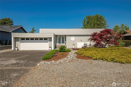 8105 Cowichan Rd, Blaine, WA, 98230-9566 | Card Image