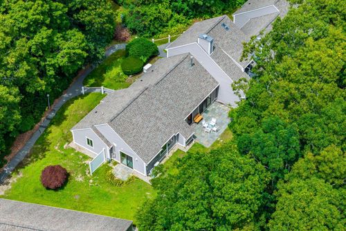 20 Woodrise Rd, Falmouth, MA, 02540 | Card Image