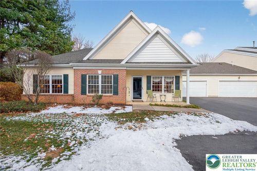4860 Derby Ln, MACUNGIE, PA, 18062-8316 | Card Image
