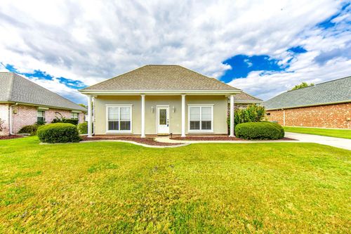 114 Woodburn Dr, Houma, LA, 70364-2378 | Card Image