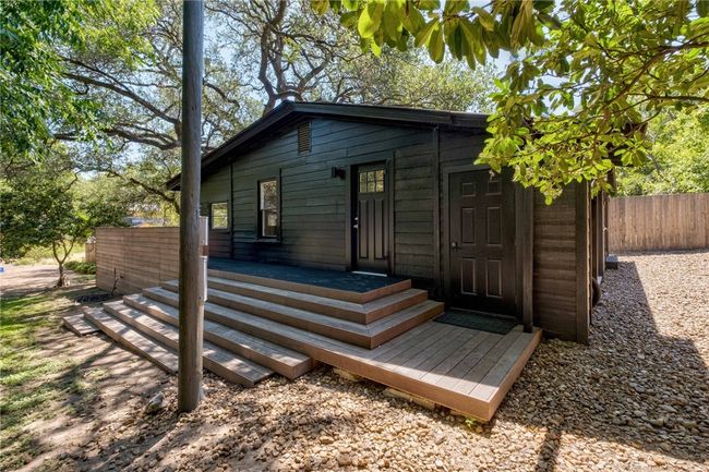 503 E Live Oak St, House other with 3 bedrooms, 1 bathrooms and 2 parking in Austin TX | Image 18