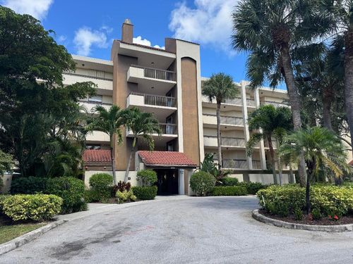 201-955 Egret Cir, Delray Beach, FL, 33444-7603 | Card Image