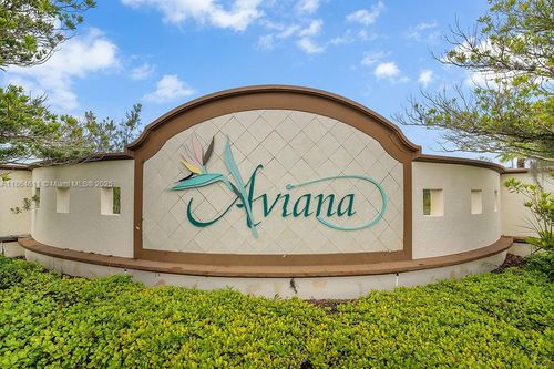 381 Cabello Dr, DAVENPORT, FL, 33837-6402 | Card Image