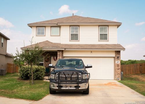 469 Middle Green Loop, Floresville, TX, 78114-0078 | Card Image