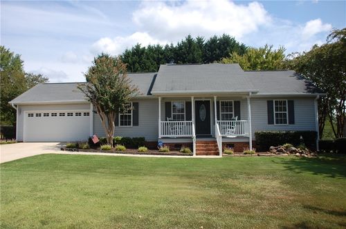 111 Mikenah Ct, Easley, SC, 29640-7759 | Card Image