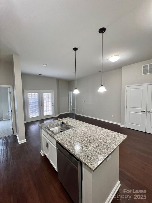 apt-107-4310 Park Rd, Charlotte, NC, 28209-0006 | Card Image