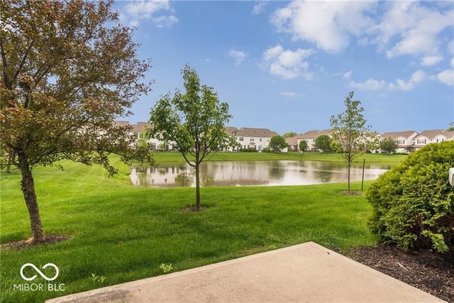 10910 Perry Pear Dr, Condo with 2 bedrooms, 3 bathrooms and null parking in Zionsville IN | Image 24