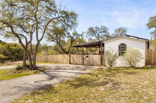 222 Buckhorn Dr, Canyon Lake, TX, 78133-4218 | Card Image