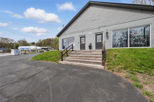 1461 Route 9w, Marlboro, NY, 12542-5418 | Card Image