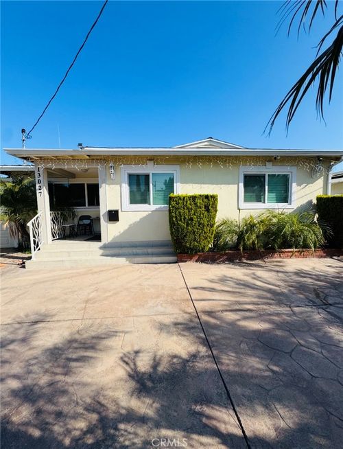 13027 Aetna Street, Van Nuys, CA, 91401 | Card Image