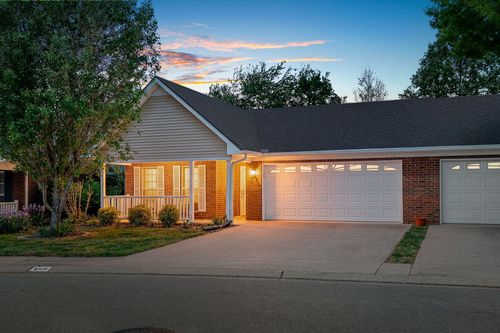 520 Forest Glen Cir, Murfreesboro, TN, 37128-2807 | Card Image