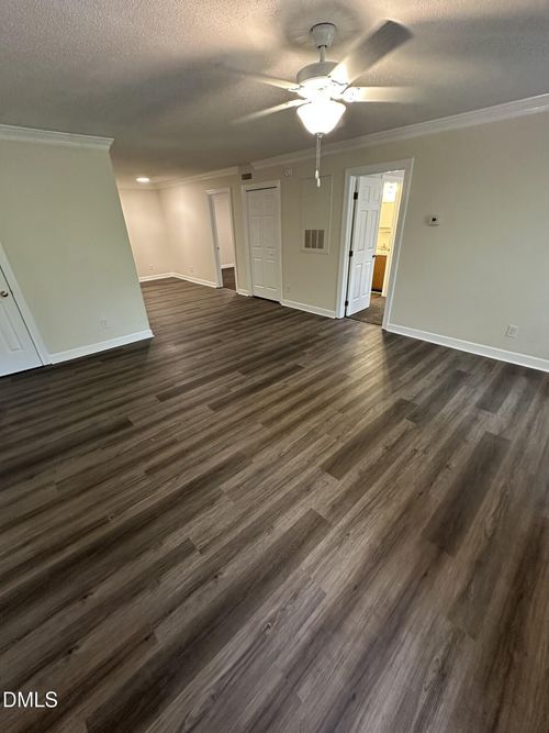 302-3502 Ivy Commons, Raleigh, NC, 27606 | Card Image