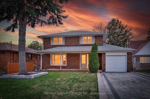 70 Rosemount Drive, Scarborough, ON, M1K2X3 | Card Image