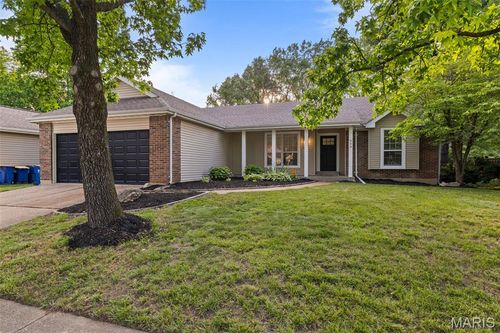 659 Foxtail Dr, Florissant, MO, 63034-2036 | Card Image