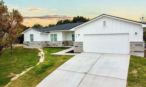 5102 Moss Pt, Lago Vista, TX, 78645 | Card Image