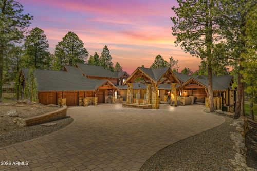 2398 E Del Rae Dr, Flagstaff, AZ, 86005-2764 | Card Image