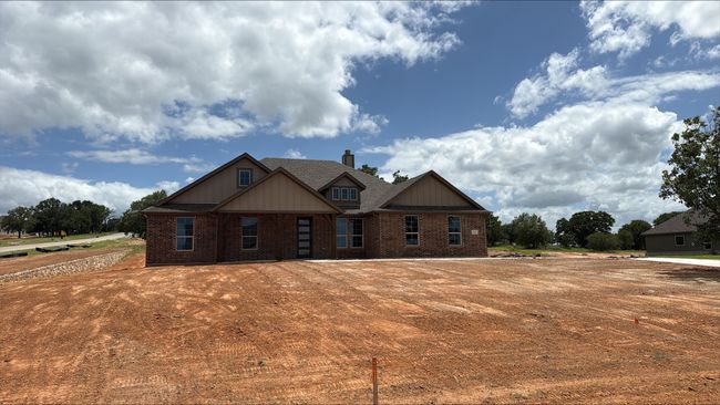 501 Ashlow Ct, House other with 4 bedrooms, 2 bathrooms and null parking in Springtown TX | Image 4