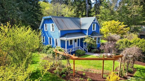 10472 Ne Sunrise Bluff Ln, Bainbridge Island, WA, 98110-4519 | Card Image