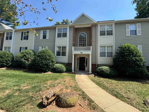 d-1252 Villa Ln, CHARLOTTESVILLE, VA, 22903-6574 | Card Image