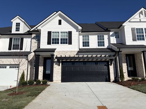 225 Glencrest Dr, Hendersonville, TN, 37075 | Card Image